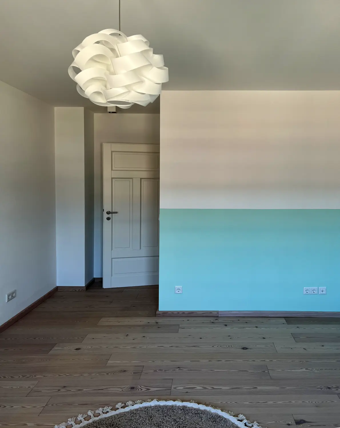 Kernsanierung einer Wohnung und Anbindung an die bestehende Maisonette von Sandra Johnson Architektin & Innenarchitektin