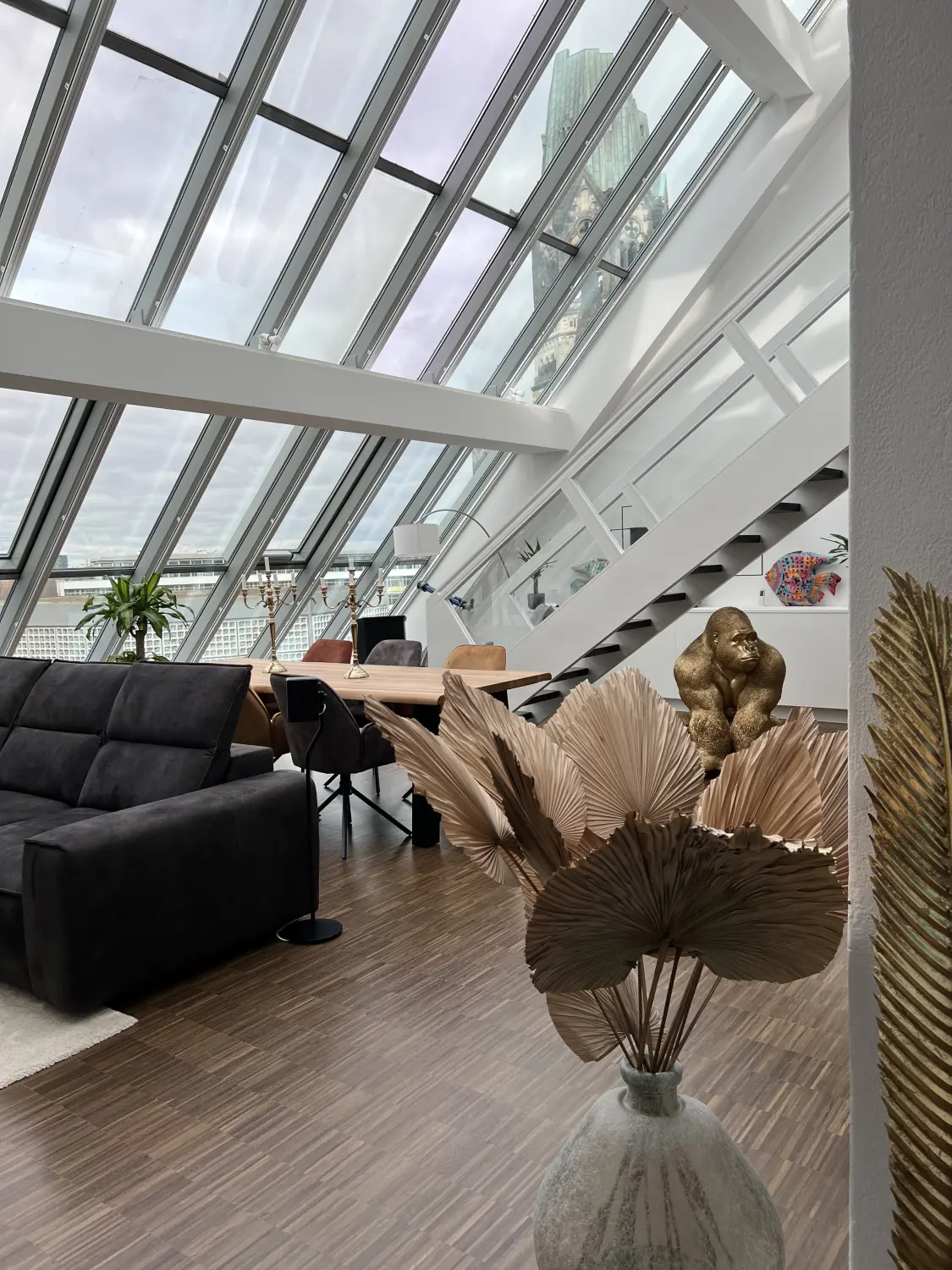 Innenarchitektur einer Penthousewohnung von Sandra Johnson Architektin & Innenarchitektin
