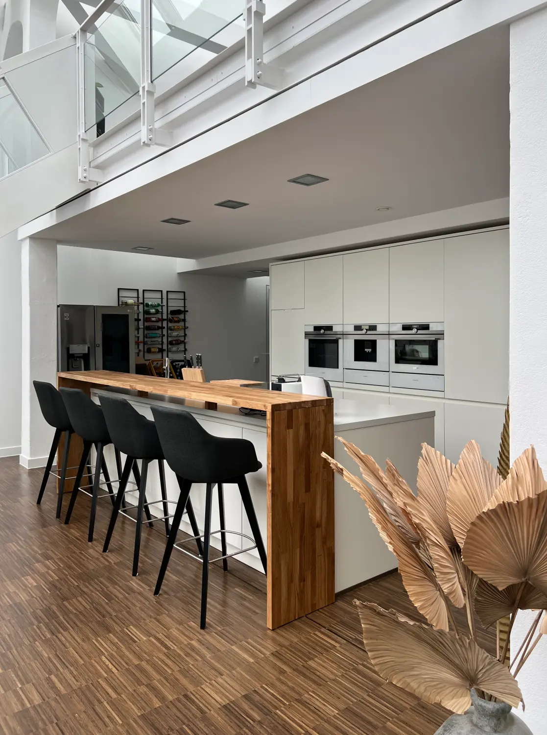 Innenarchitektur einer Penthousewohnung von Sandra Johnson Architektin & Innenarchitektin