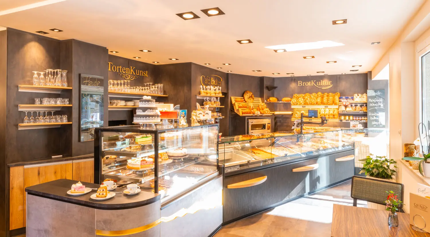 Stadtvilla im Stil der Neoklassizistischen Moderne von Sandra Johnson Architektin & Innenarchitektin