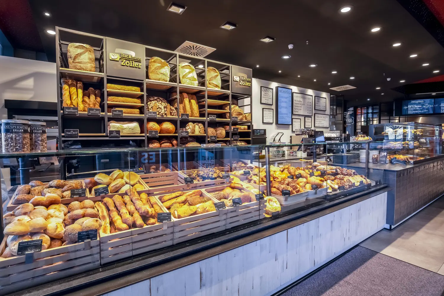 Stadtvilla im Stil der Neoklassizistischen Moderne von Sandra Johnson Architektin & Innenarchitektin