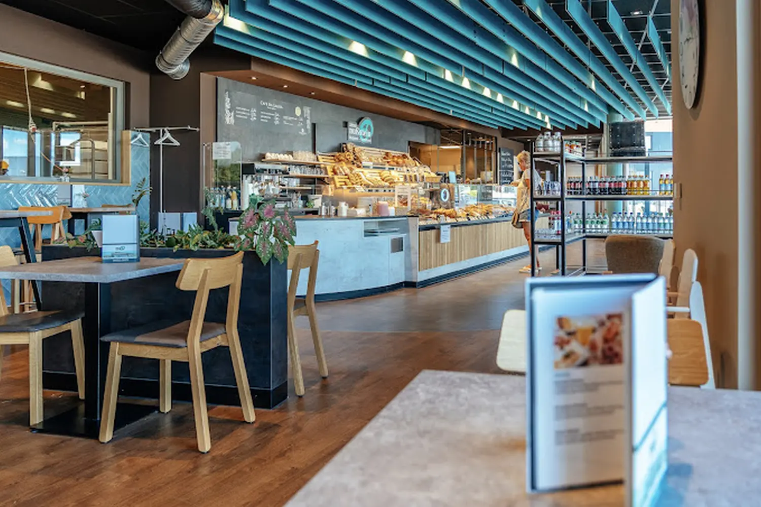 Stadtvilla im Stil der Neoklassizistischen Moderne von Sandra Johnson Architektin & Innenarchitektin